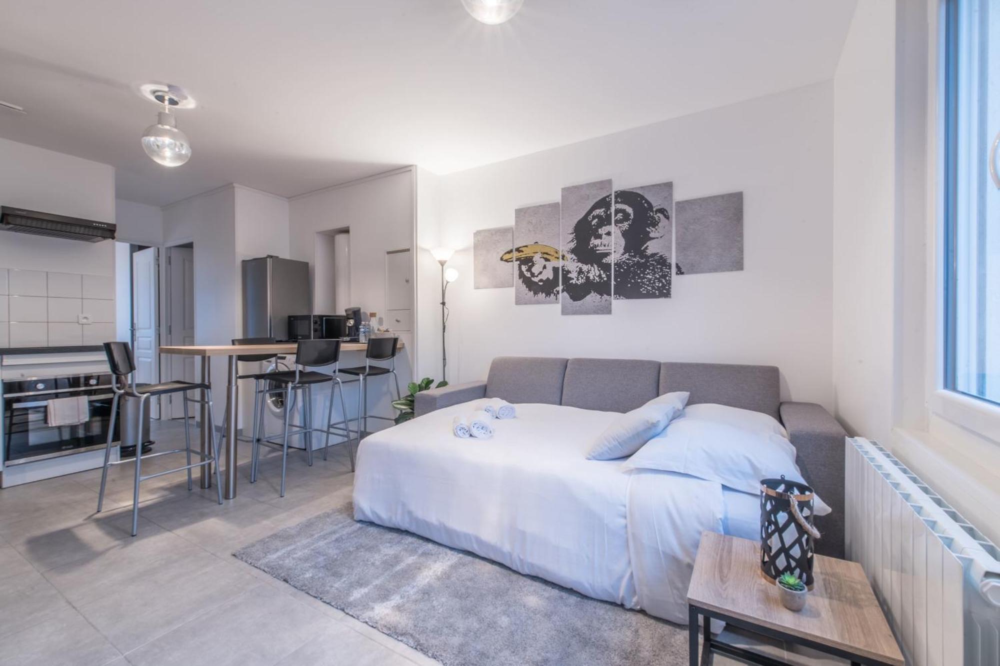 L'Urbain - 600M Gare - Parking Lägenhet Saint-Nazaire  Exteriör bild